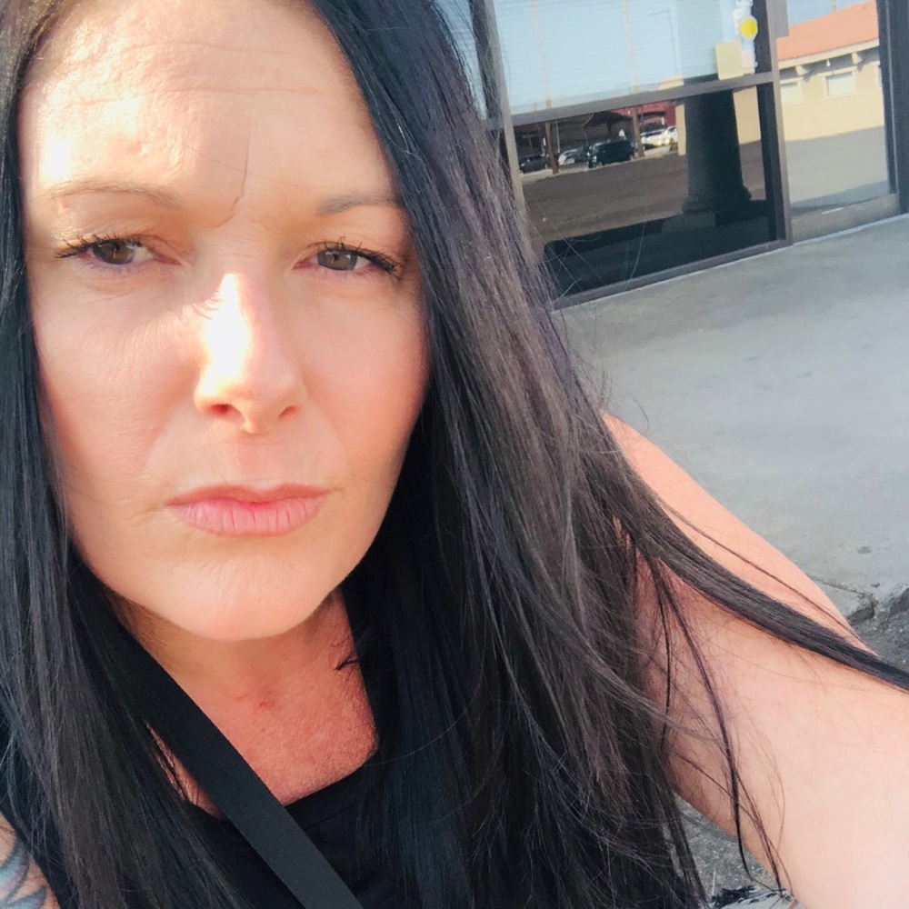 Meet your Posher, Danya